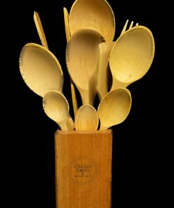 ملاقه سرویس استند‎دار مطالعه چوب کفگیر قاشق راش چرب 11تکه برند Kitchen Mania کد 1703925254