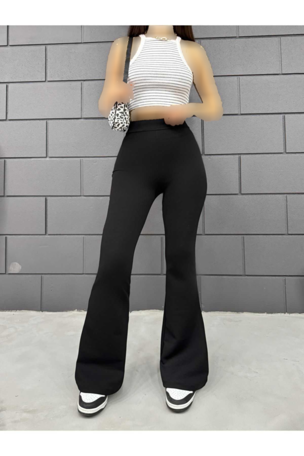 تایت لایکرا دور کمر بلند کرپ پاچه شلوار مشکی زنانه برند RuyaMood کد 1723104347