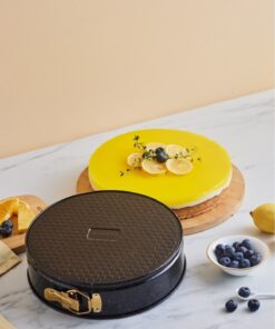 قالب کیک گیره‎دار طلایی مشکی 26cm برند Karaca کد 1730099087