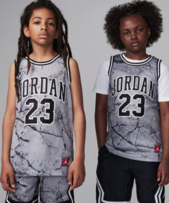 ورزشی لباس فرم بچه گانه کشباف 230 jdn برند Nike کد 1728743601