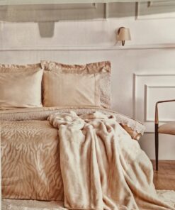 جهیزیه ست حوله قدی خانه طلایی با هدیه برند Karaca کد 1737787904