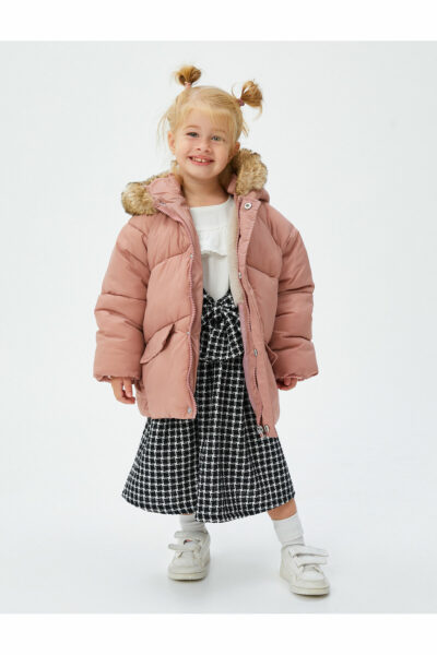 کاپشن جیب دار خز مصنوعی طرح‎دار کلاهدار پفدار زیپدار برند Koton کد 1740318430