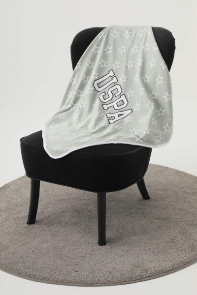 بافتنی نوزاد طرح ستاره به رنگ سبز روشن از برند U.S. Polo Assn. کد 1741684869