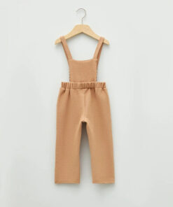 سالاپت دخترانه بیسیک با یقه کره‌ای و بندهای شانه‌ای از برند LCW baby به رنگ کرم. کد 1741786924