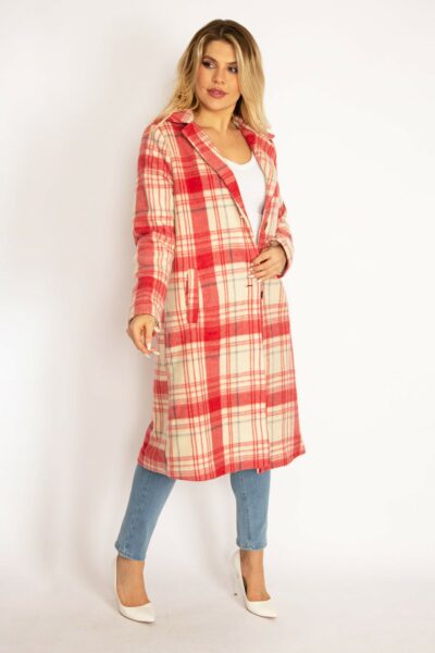 کاپشن زنانه بزرگ اندازه با طرح چهارخانه رنگی و دکمه جلو و آستر 65n34662 کد 1742188924