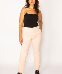 شلوار کشی زنانه سایز بزرگ با جیب و جزئیات کاپ در رنگ صورتی مدل 65n34118 کد 1742200269