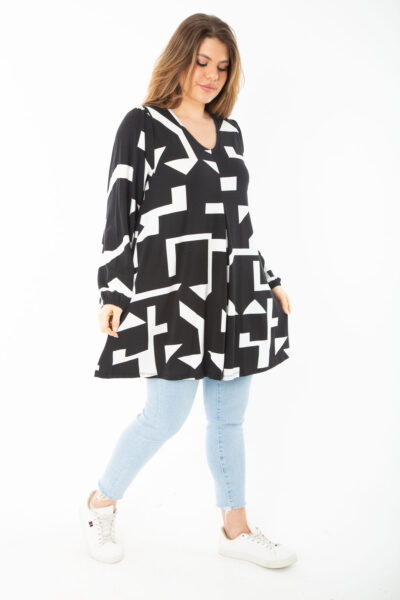 تونیک زنانه بزرگ سایز مشکی، یقه V و آستین بلند. کد 1742229732