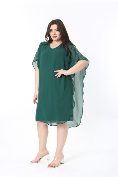 پیراهن شب سبز با تزئینات سنگی و شنل بزرگ در سایز بزرگ زنانه. کد 1742219478