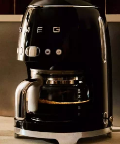 دستگاه قهوه مشکی یکدست سبک برند Smeg کد 1741583464