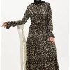 پیراهن ابریشم مصنوعی طرح‎دار قهوه ای سموری مشکی کمربند دار برند sefamerve کد 1743435612