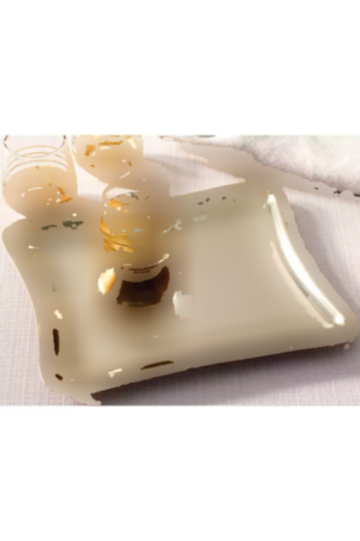 سینی فلزی براق طلایی 22x19cm برند English Home کد 1740969430