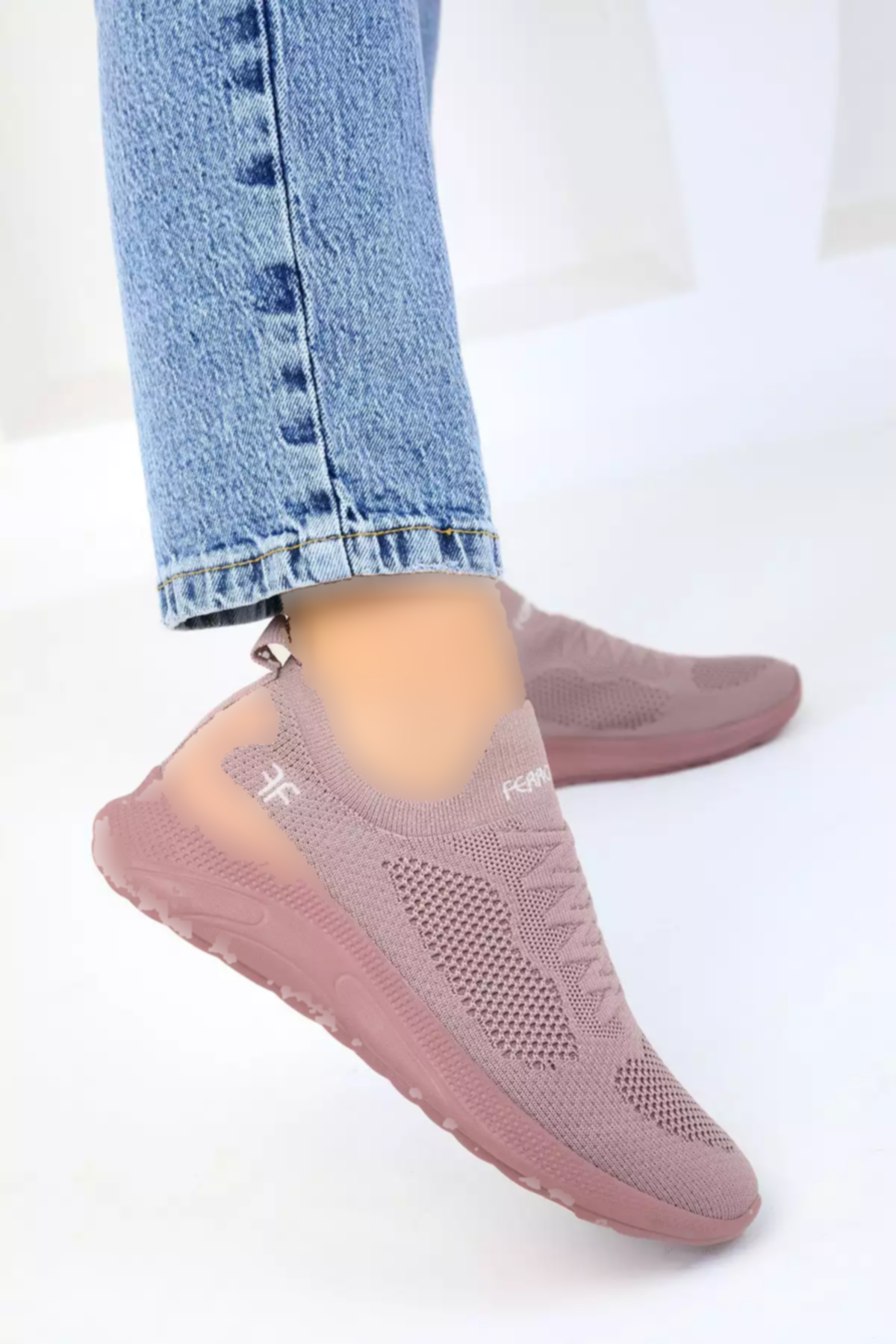 کفش اسپرت اسنیکر نارنجی کرم سالمون زنانه برند SOHO کد 1743503915