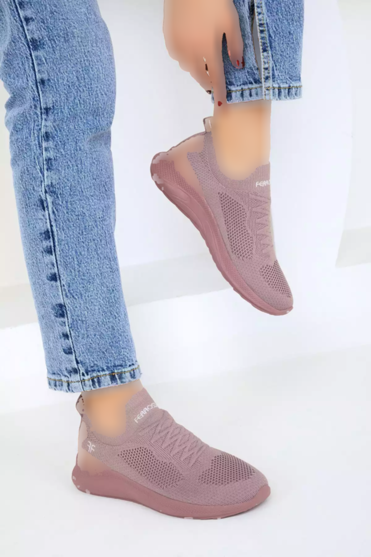 کفش اسپرت اسنیکر نارنجی کرم سالمون زنانه برند SOHO کد 1743503915