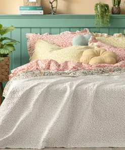 رو تختی دو‎نفره جنگلی صورتی چند کاربردی برند English Home کد 1743503060