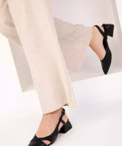 کفش پاشنه بلند زنانه مشکی برند SOHO کد 1743504052