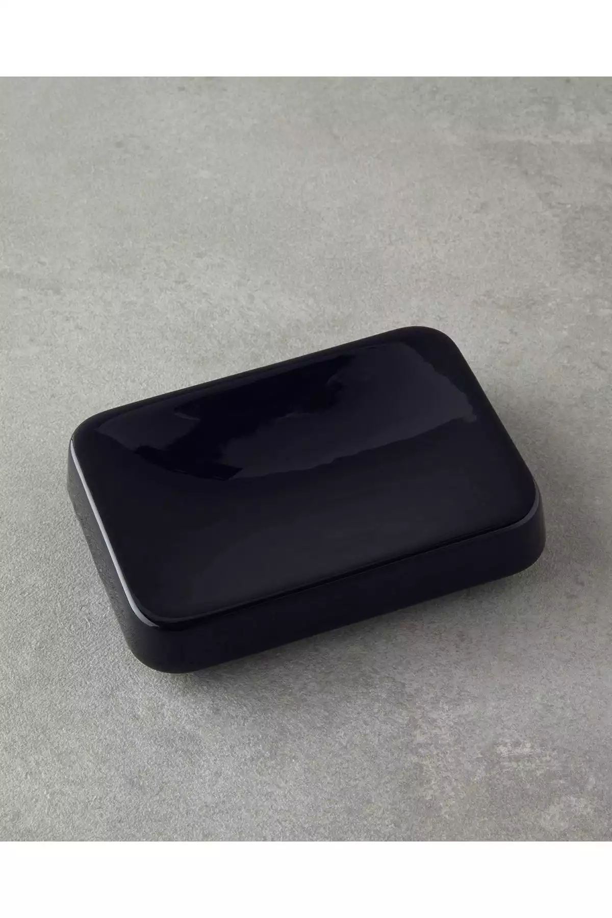 ست سرویس بهداشتی سرامیک مشکی برند English Home کد 1748312846