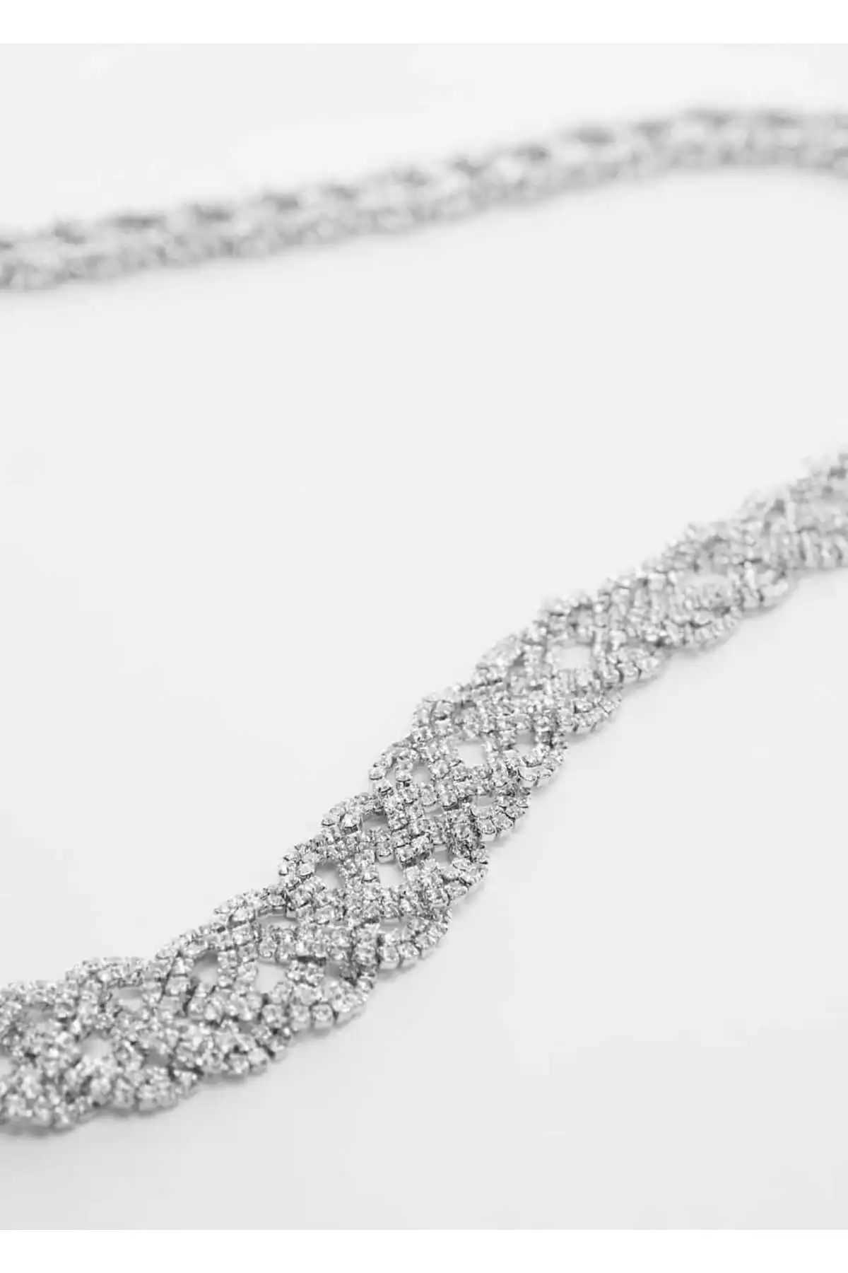 کمربند طرحدار بافتنی نگین دار استراس برند MANGO کد 1748630470