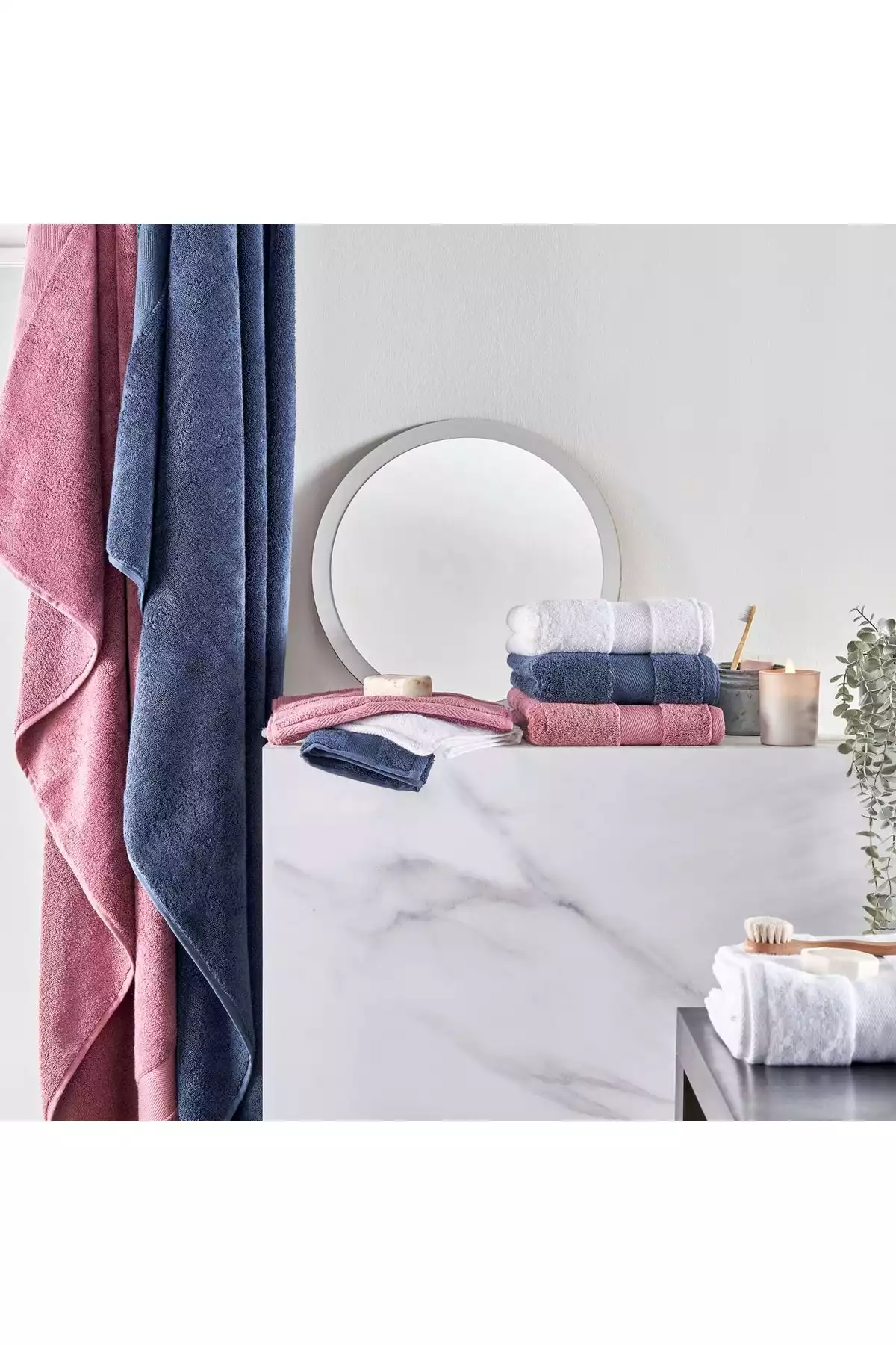 حوله صورت پنبه سفید 50x85cm برند Linens کد 1748484684