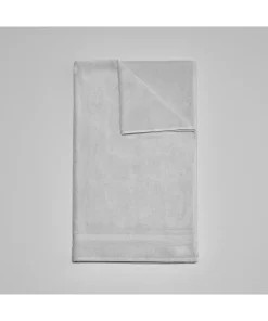 حوله حمام پنبه نرم طوسی 85x150cm برند Linens کد 1748490670