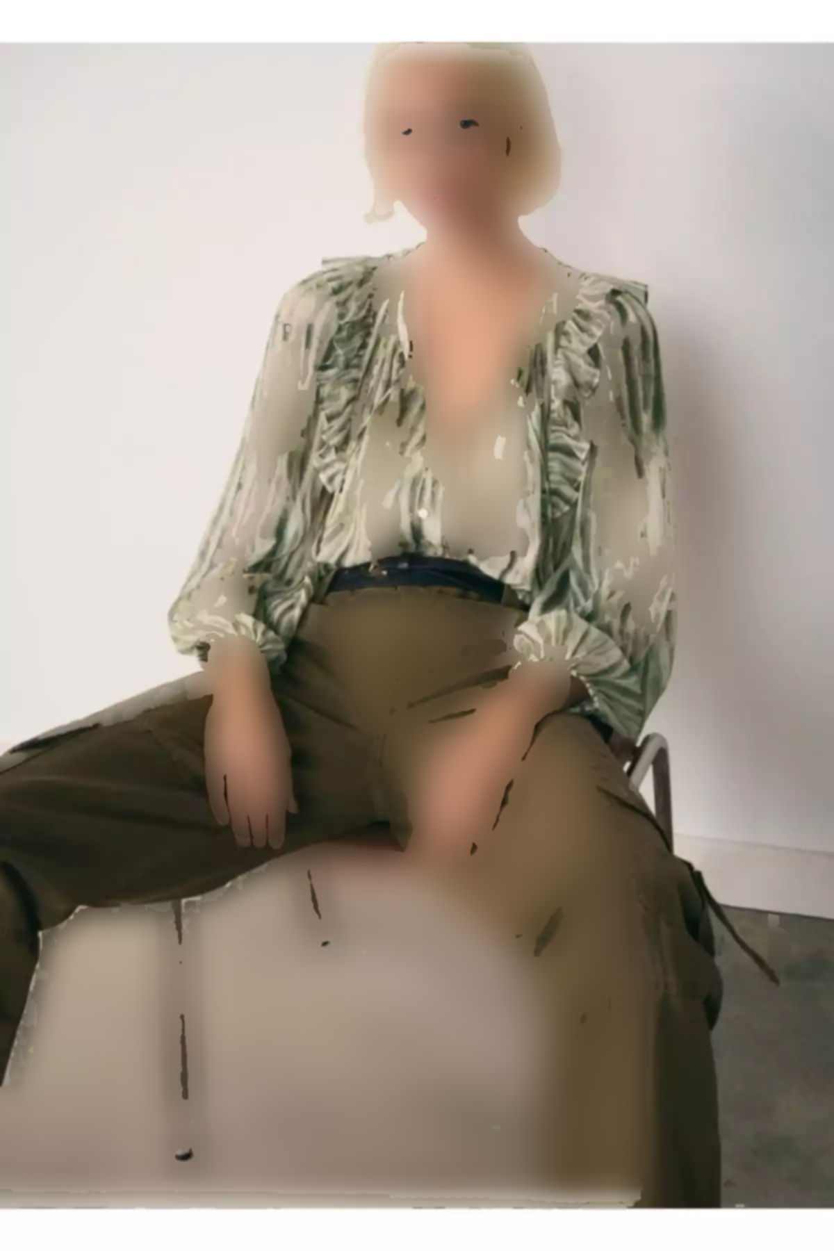 بلوز نیمه طرحدار شفاف برند MANGO کد 1750210043