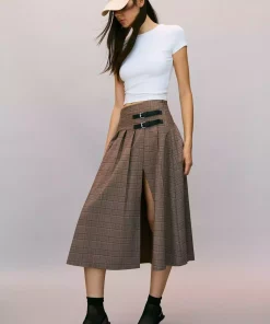 کفش پاشنه بلند پشت تیز کوتاه روشن برند Bershka کد 1750069928