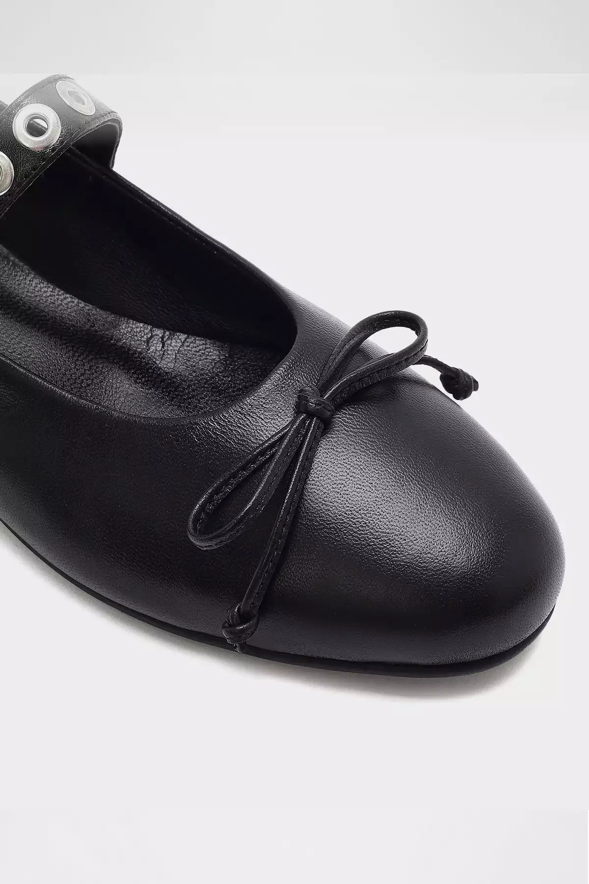 کفش عروسکی پاپیون طرحدار زنانه مشکی نوار چرم اصل مرلین برند Aldo کد 1750624991