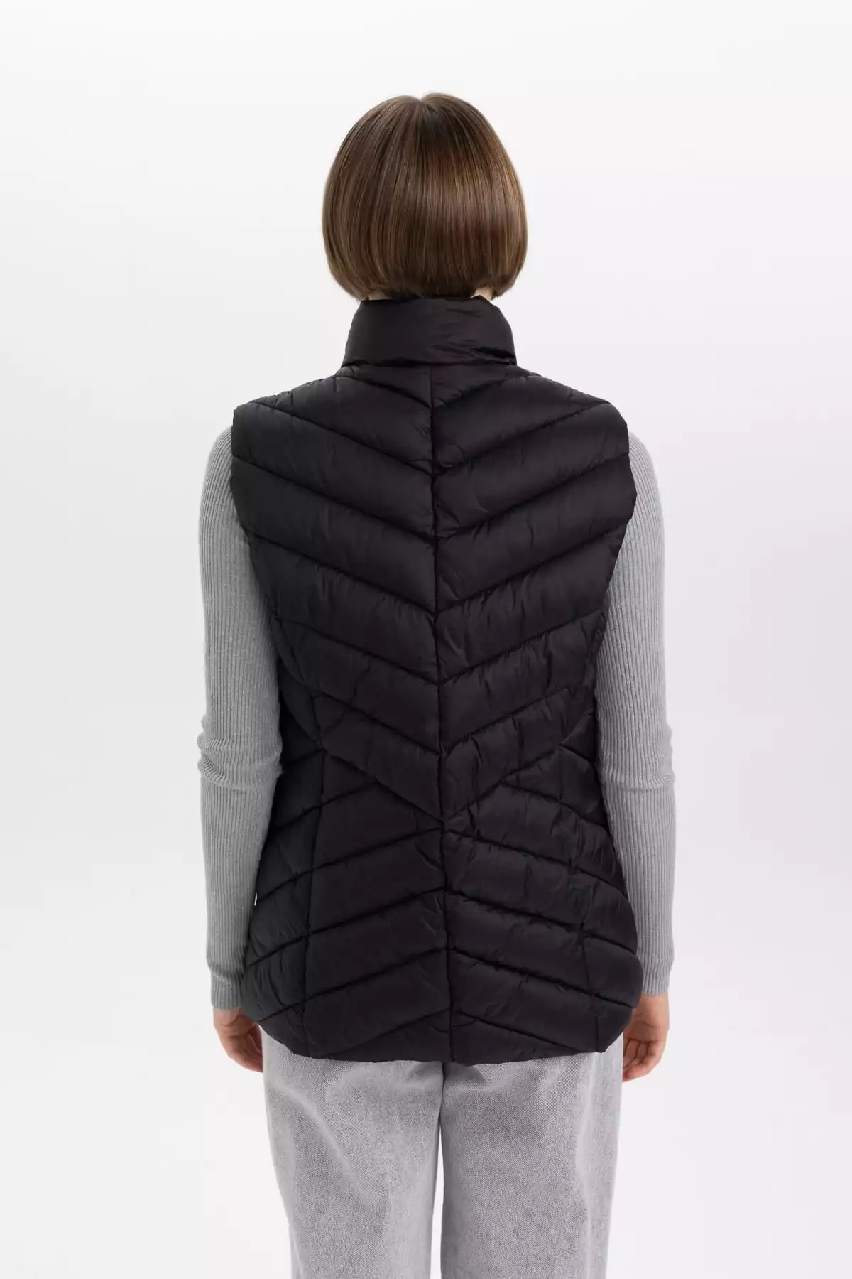 فصلی جیب دار یقه ایستاده پفدار ضد آب زیپدار طرح دوخت برند Defacto کد 1753320075