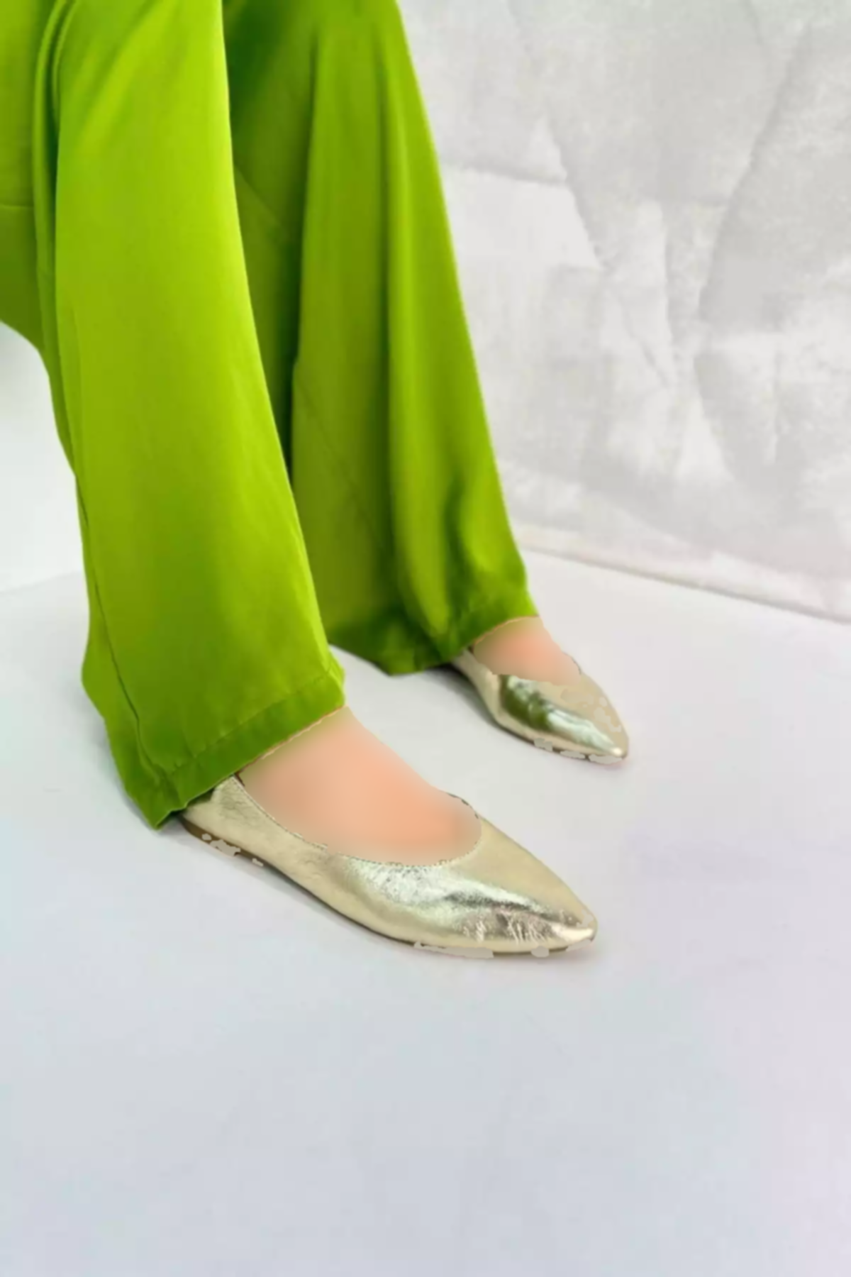 کفش عروسکی طلایی چرم هایکی برند inizio کد 1753713674