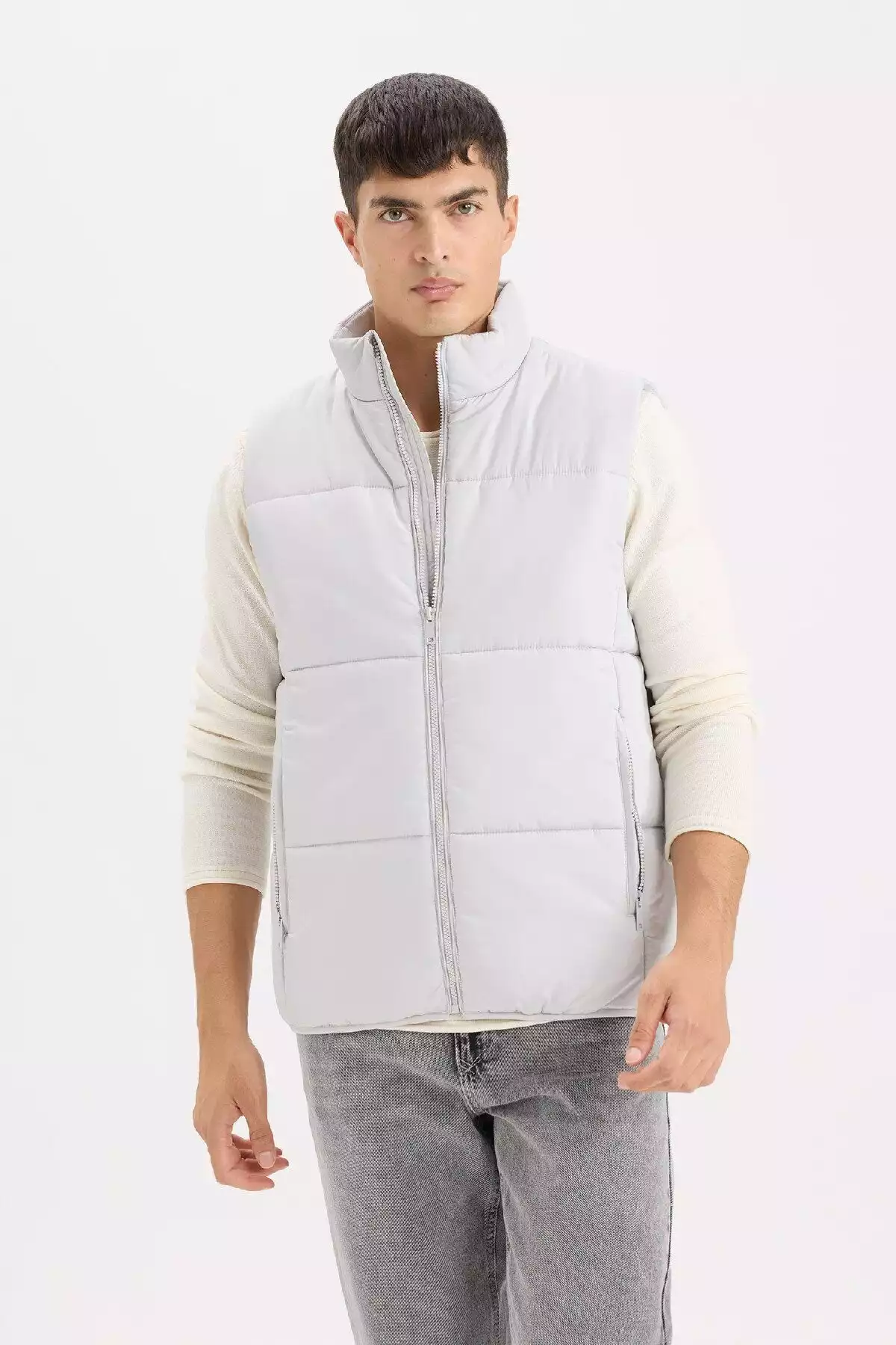 جلیقه متناسب پفدار یقه ایستاده زیپدار برند Defacto کد 1753320132