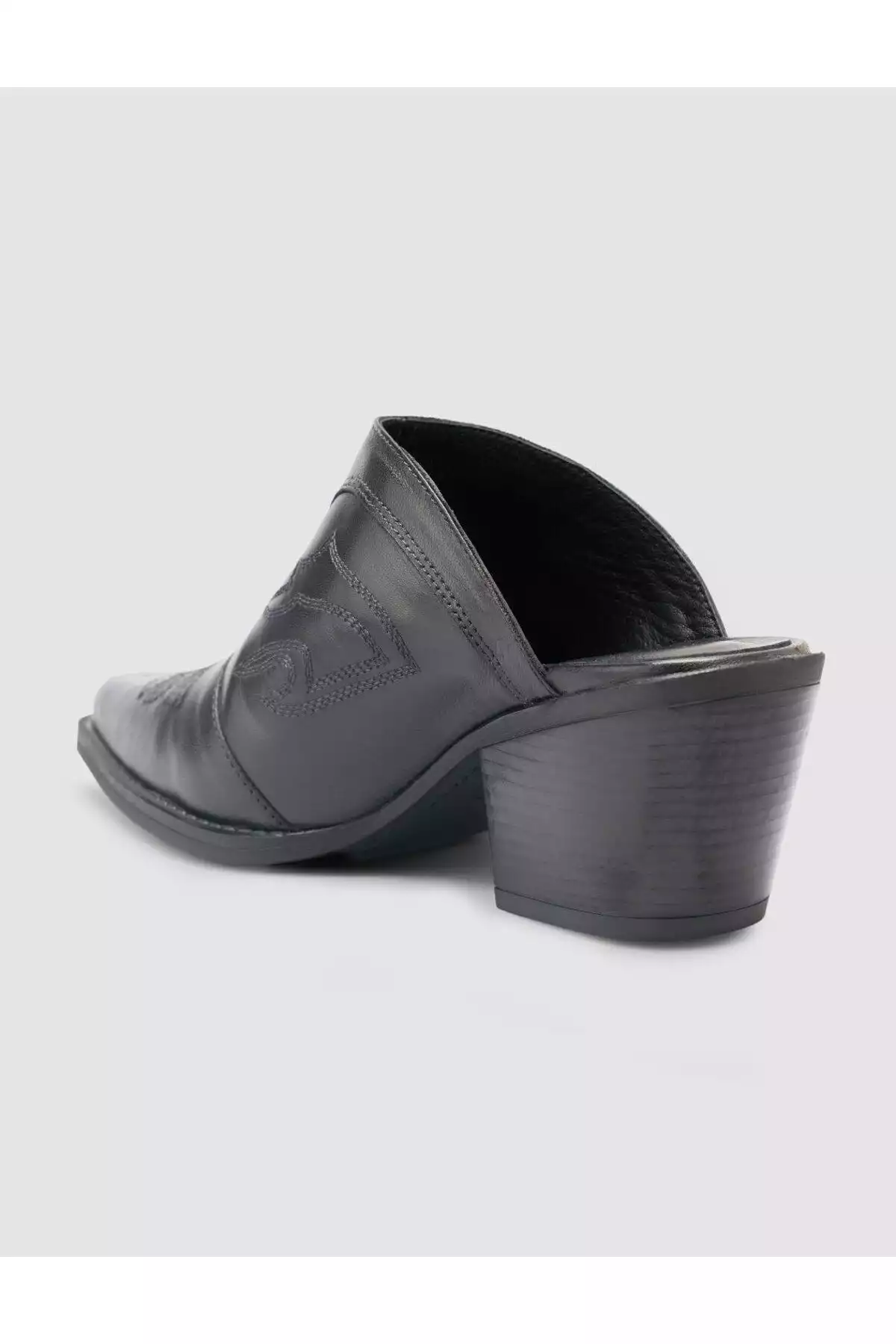 دمپایی 100100% اصل کابوی زنانه مشکی چرم برند Cabani کد 1753395727