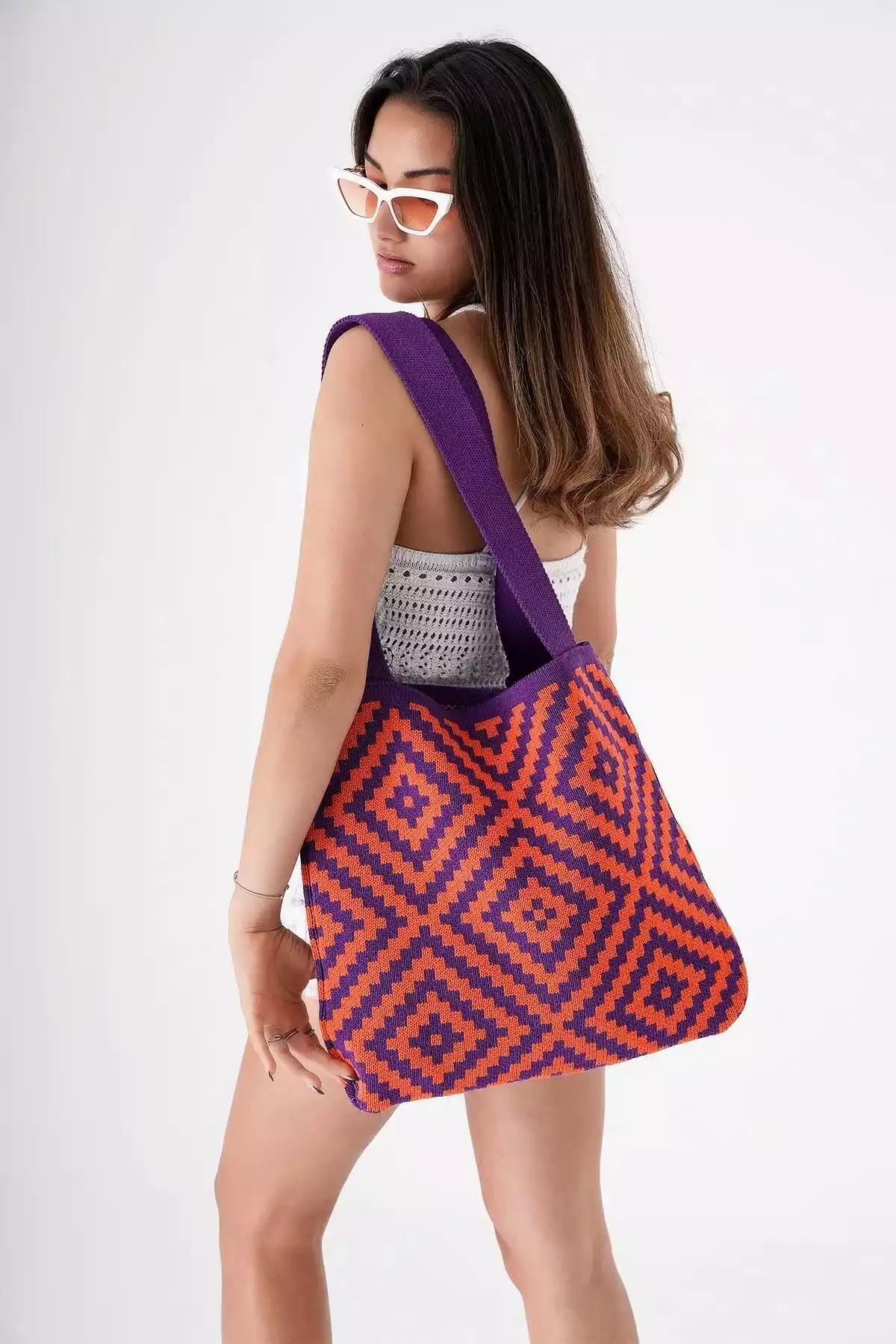 کیف دوشی بافتنی طرح ابر و باد بنفش & زنانه برند CHUBA کد 1753698665