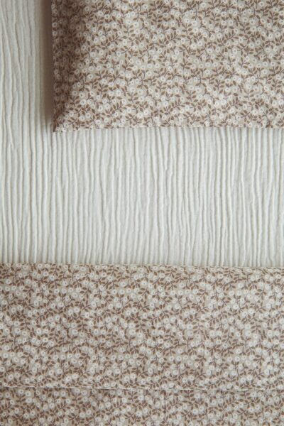 تشک نوزاد با کش از جنس موسلین کد 1753279936