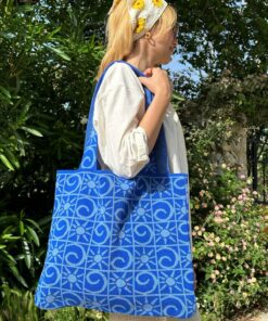 کیف ساحلی زنانه طرح دار جاکار، رنگ ساکس-ایندیگو. کد 1753696269