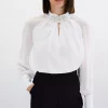 بلوز اکسسوار دار یقه شیری برند Sateen کد 1753346523
