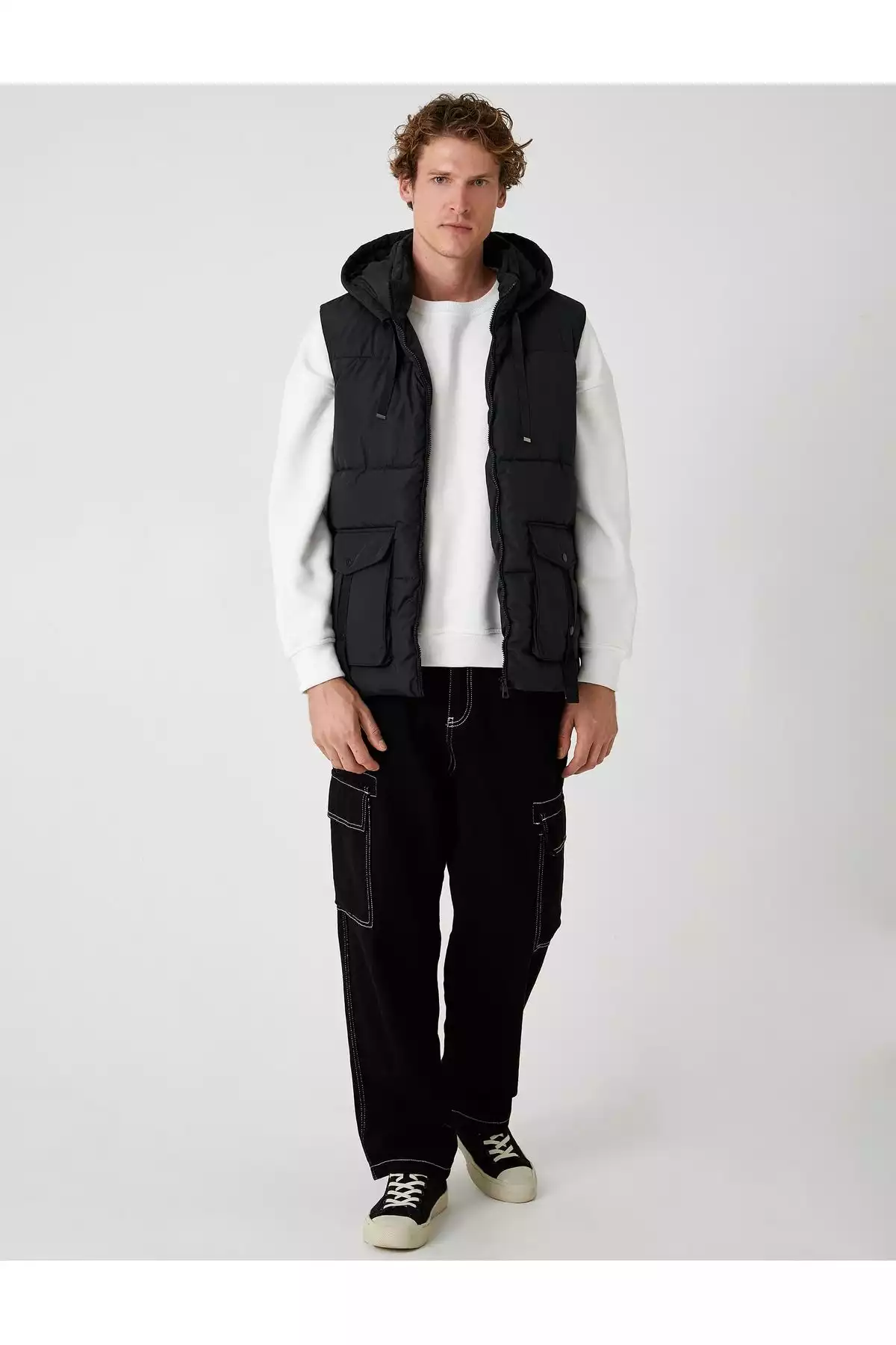 جلیقه اسلیم فیت طرحدار جیبدار کلاهدار پفدار زیپدار برند Koton کد 1753301728