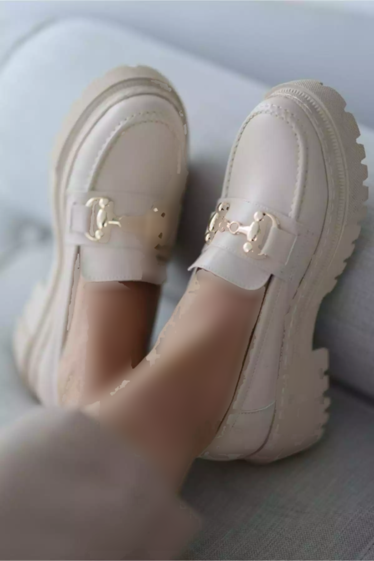 سگک کفش لوفر کف کلفت طلایی بژ زنانه برند StWenn کد 1753608126