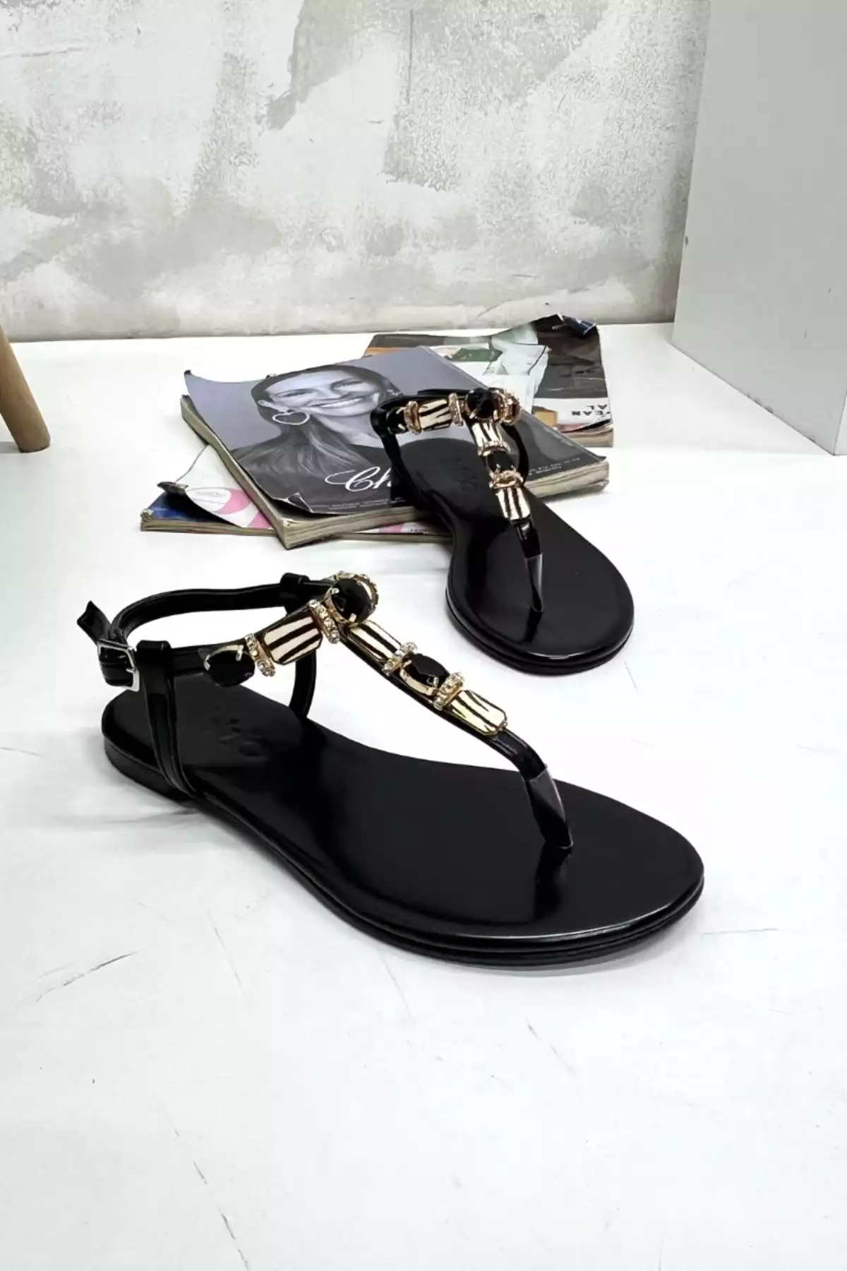 صندل نگین دار گورخری زنانه مشکی برند inizio کد 1753702871