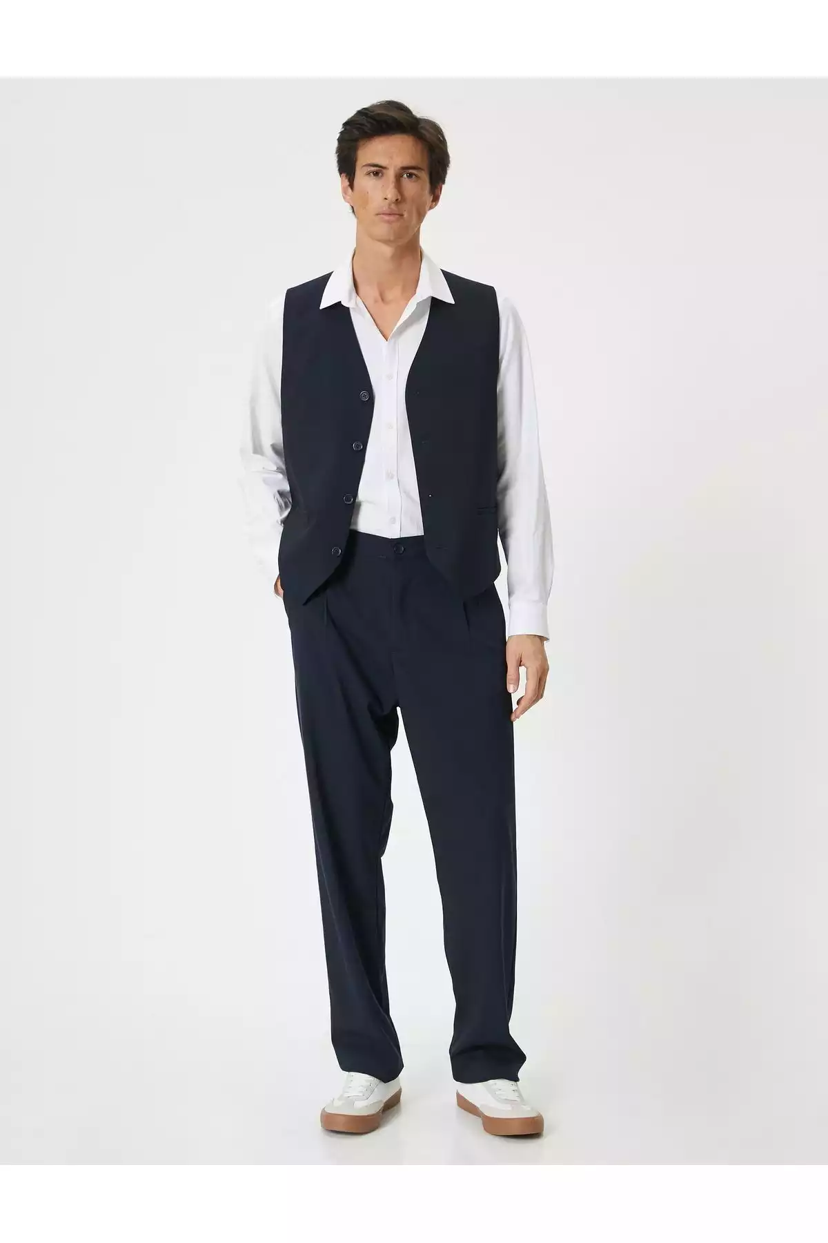 جلیقه دکمهدار پارچه طرحدار جیبدار بدون آستین برند Koton کد 1753305727