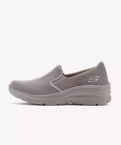 کفش اسپرت بژ nat زنانه برند Skechers کد 1753883530