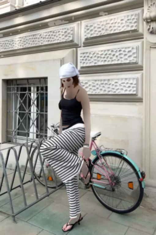 بافتنی طرح‎دار راه‎راه پاچه اسپانیایی سفید-سیاه شلوار زنانه برند CHUBA کد 1753696272