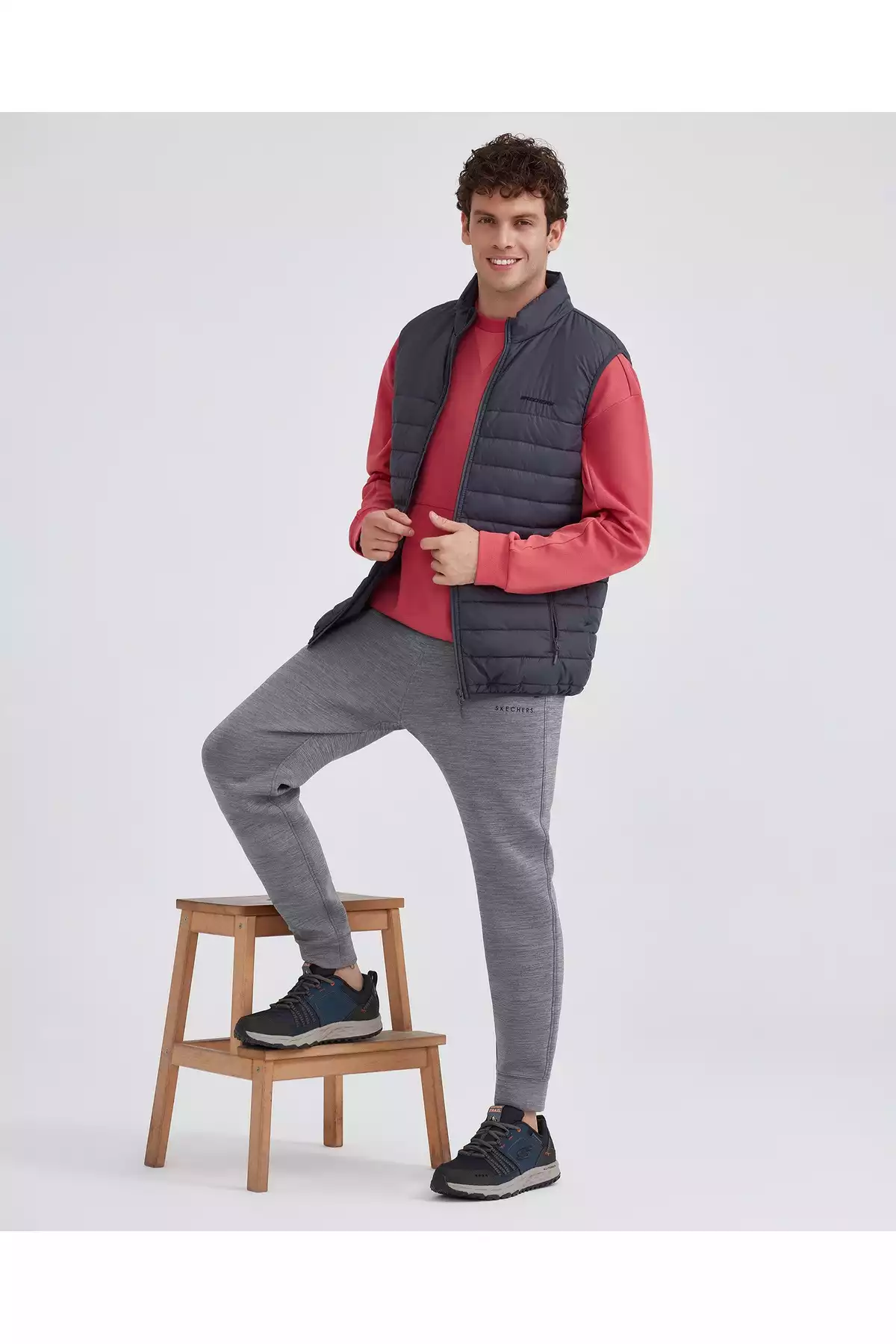 جلیقه طوسی مردانه m برند Skechers کد 1753266849