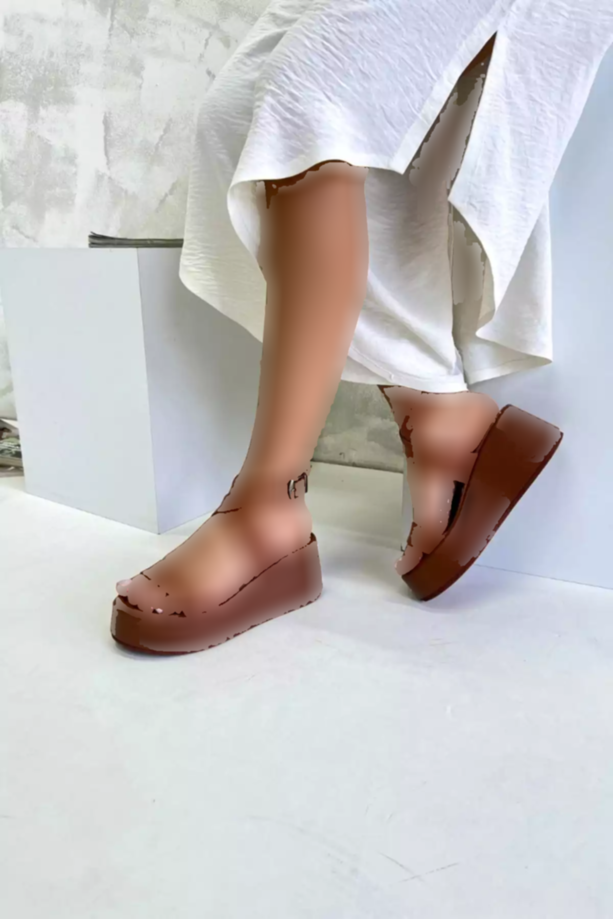 صندل لژدار پوست شتری زنانه برند inizio کد 1753715533
