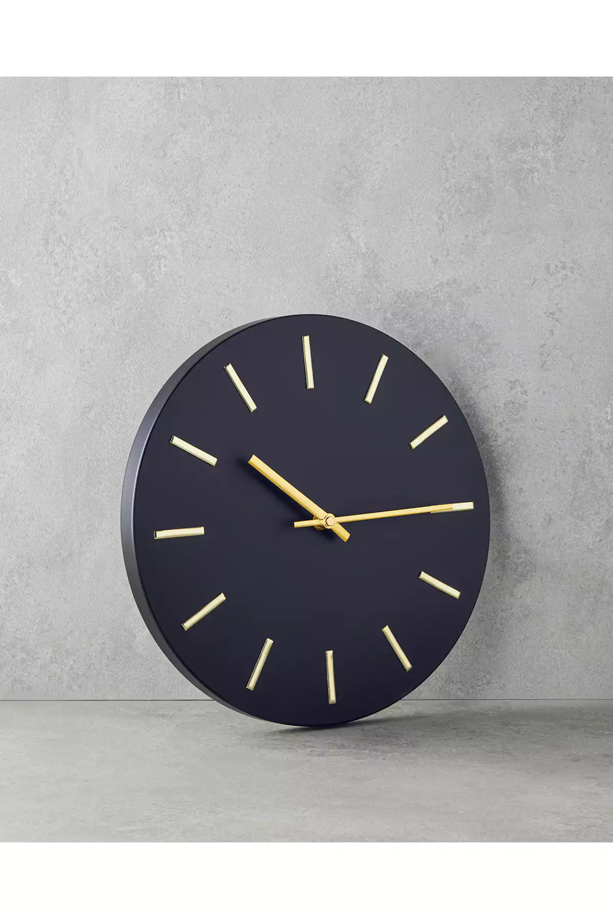 ساعت دیواری تزئینی فلزی sylvia مشکی برند English Home کد 1753904526