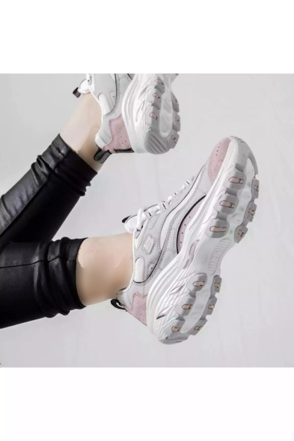 کفش اسپرت زنانه برند Skechers کد 1753925583