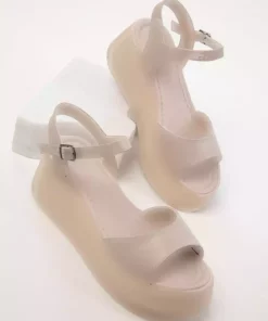 کفش لژ دار بژ زنانه برند SOHO کد 1753869124