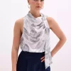 بلوز طرحدار یقه کراواتی مشکی برند Sateen کد 1753368072