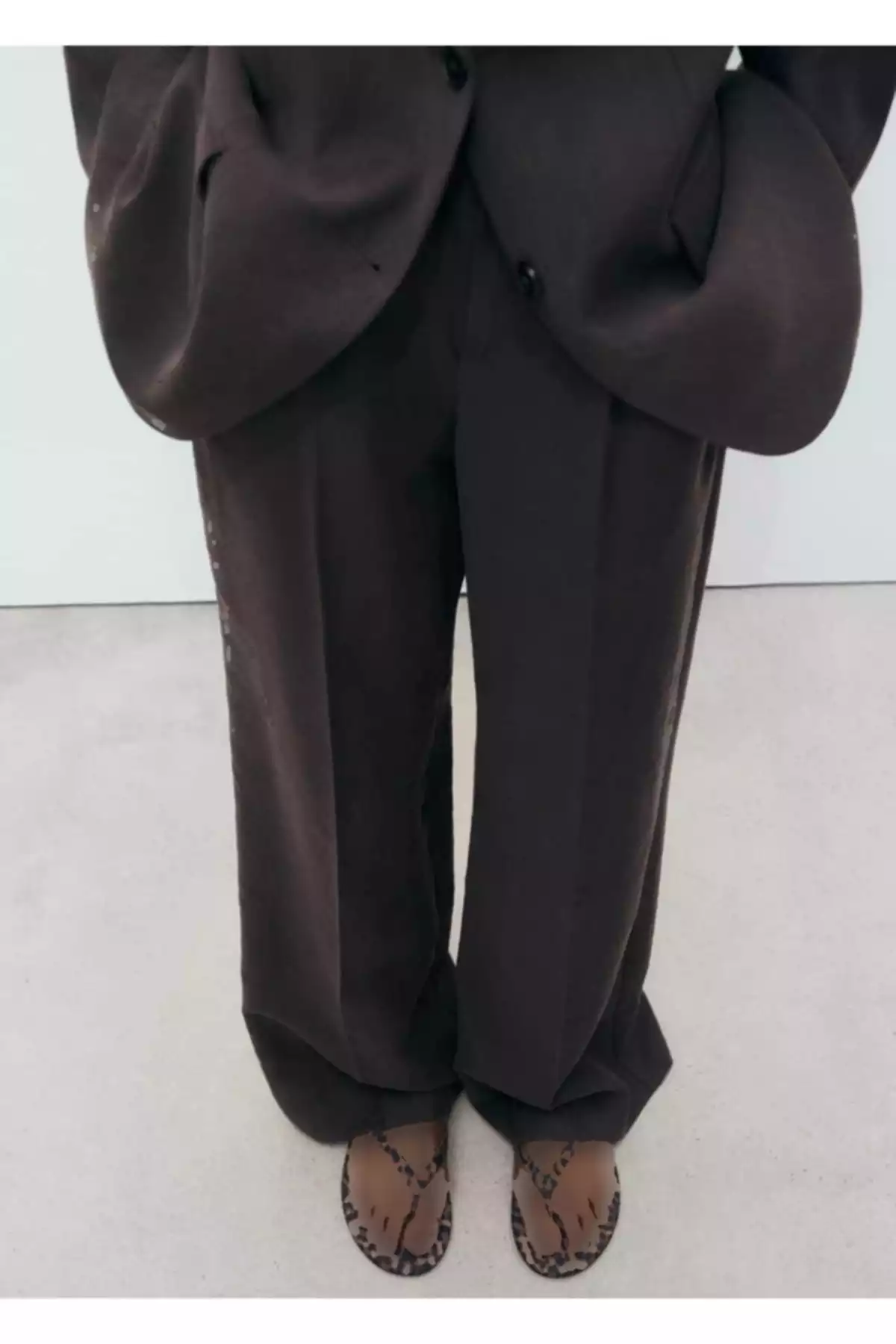 صندل طرح پلنگی برند MANGO کد 1753266662