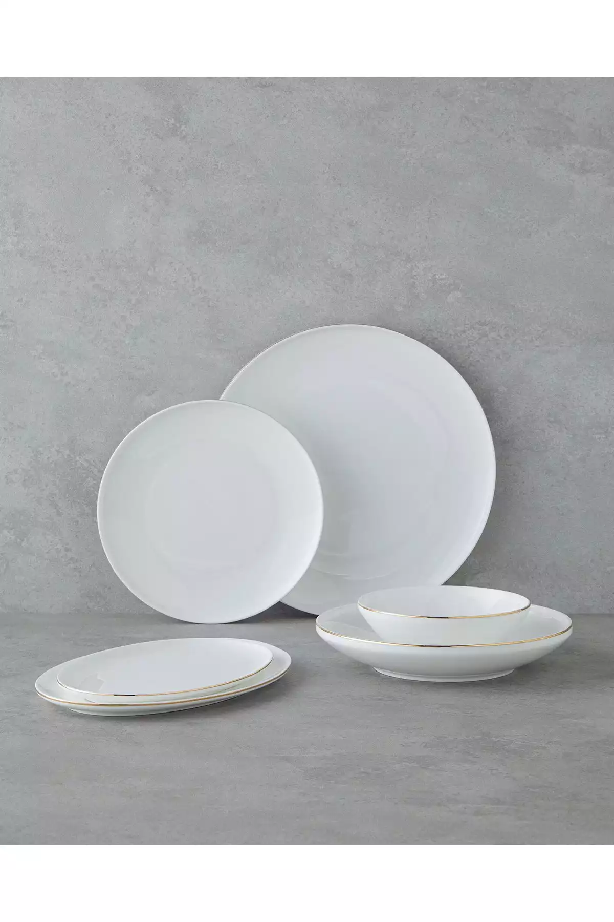 سرویس غذاخوری چینی 6نفره 27تکه میلانو طلایی برند English Home کد 1753888271