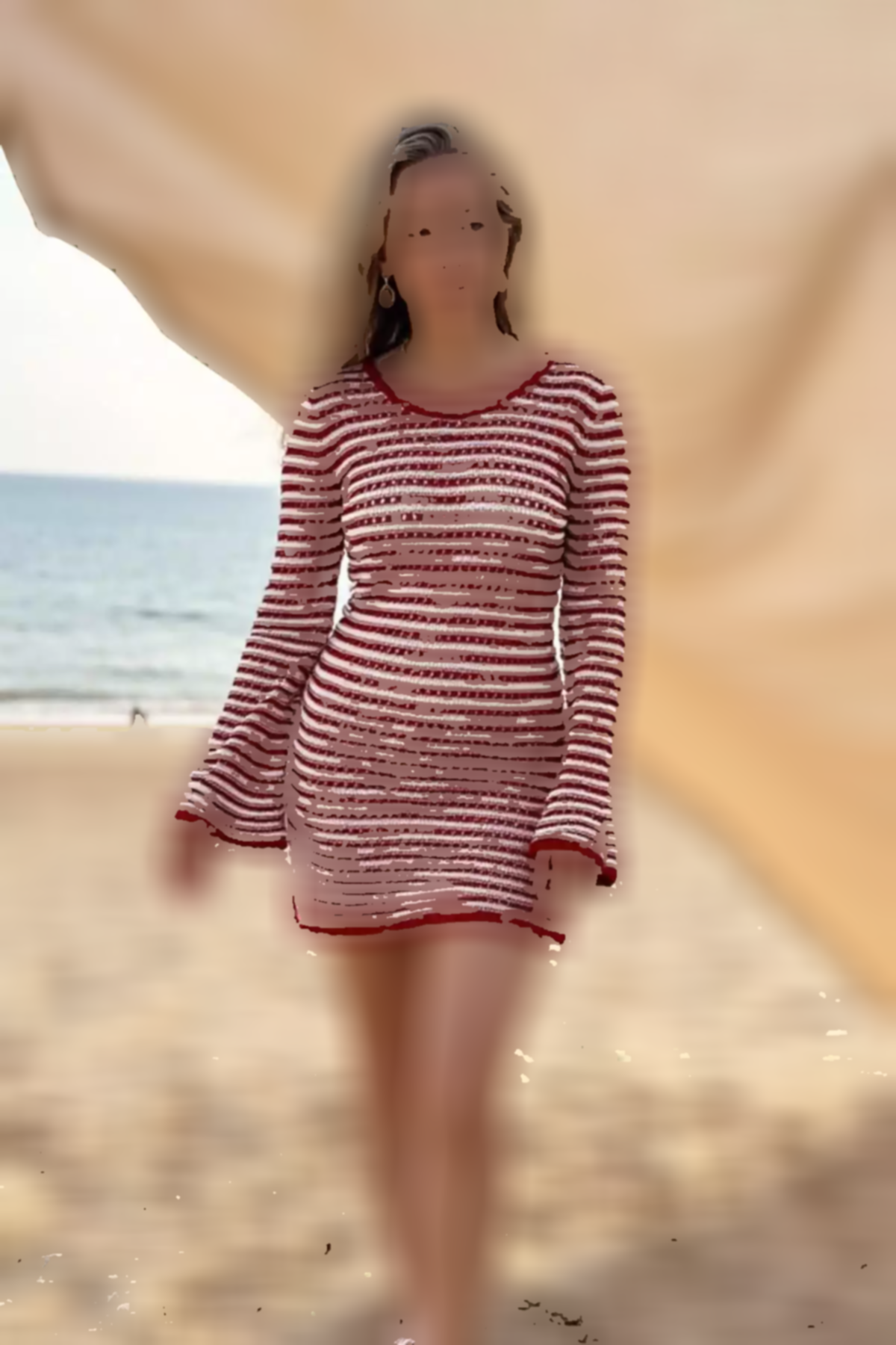 رو مایوای بافتنی کوچک راهراه آستین قرمز-سفید مدل اسپانیایی زنانه برند CHUBA کد 1753695727