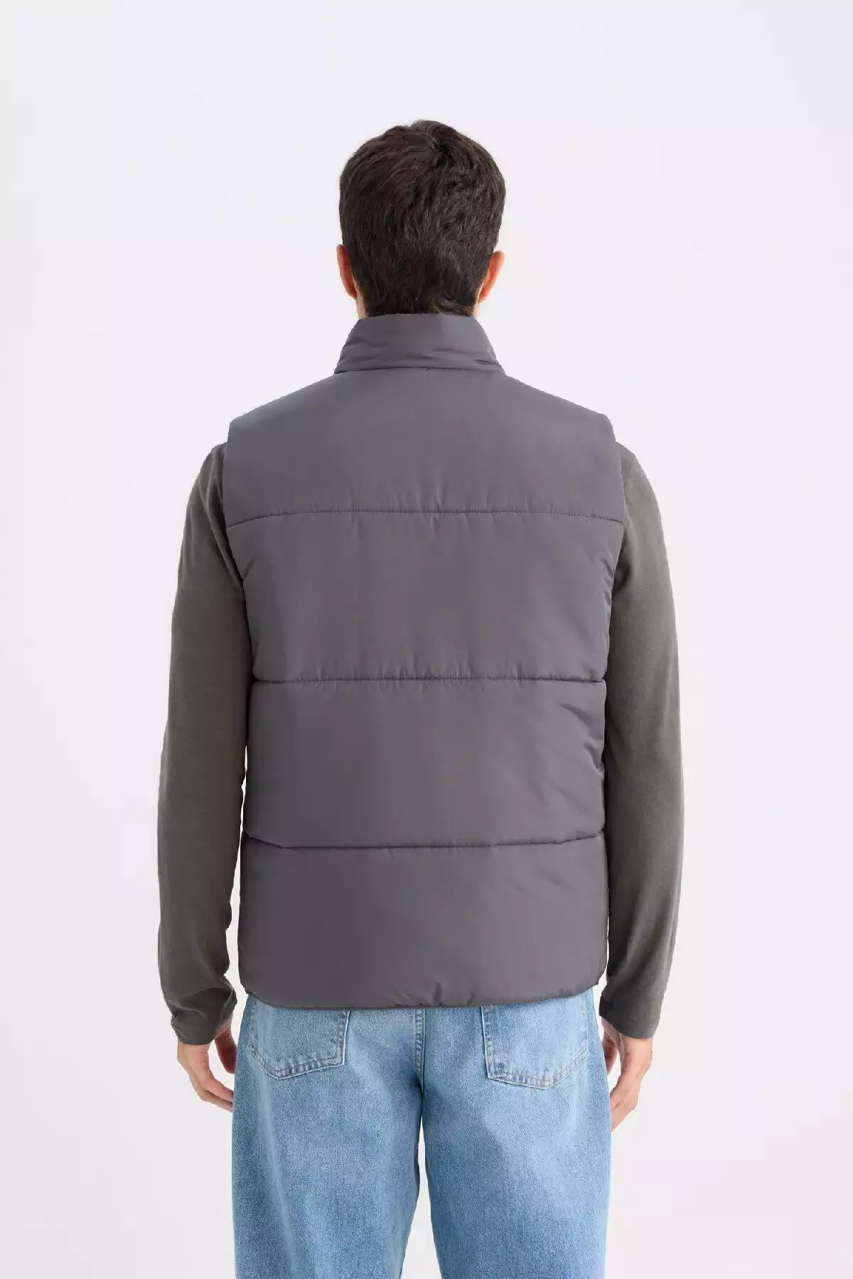 جلیقه متناسب پفدار یقه ایستاده زیپدار برند Defacto کد 1753320072